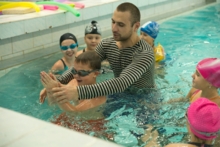 Аниматор на день рождения в бассейне